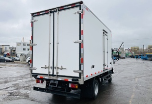 ISUZU NMR85 (3,5т) РЕФРИЖЕРАТОР CARRIER C600 4,2×2,2×2,4м